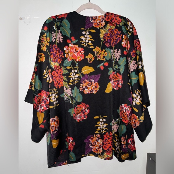 H&M Conscious Black Floral  Open Kimono Cardigan - Picture 10 of 13